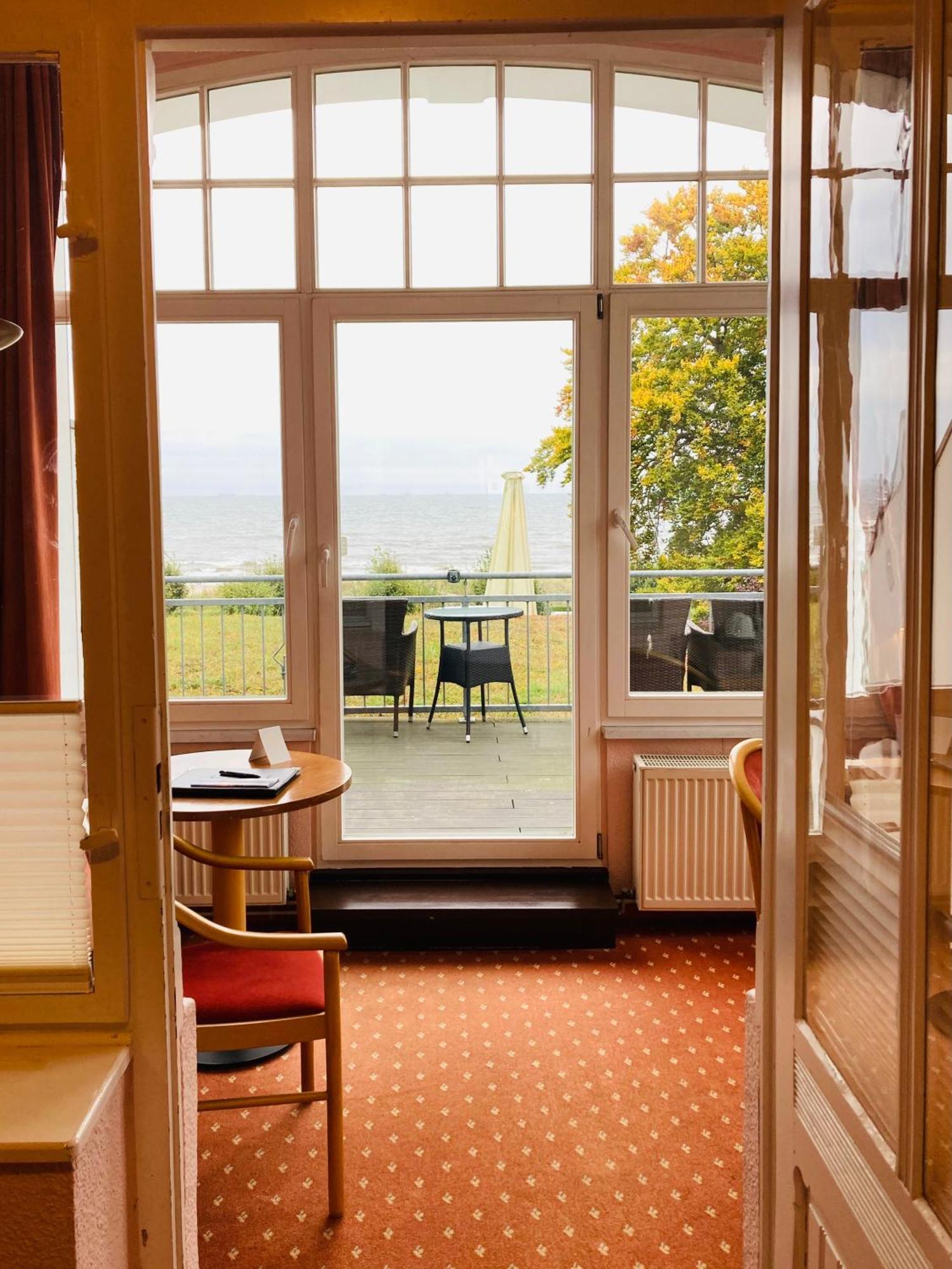 Hotel Germania Heringsdorf  Exterior photo