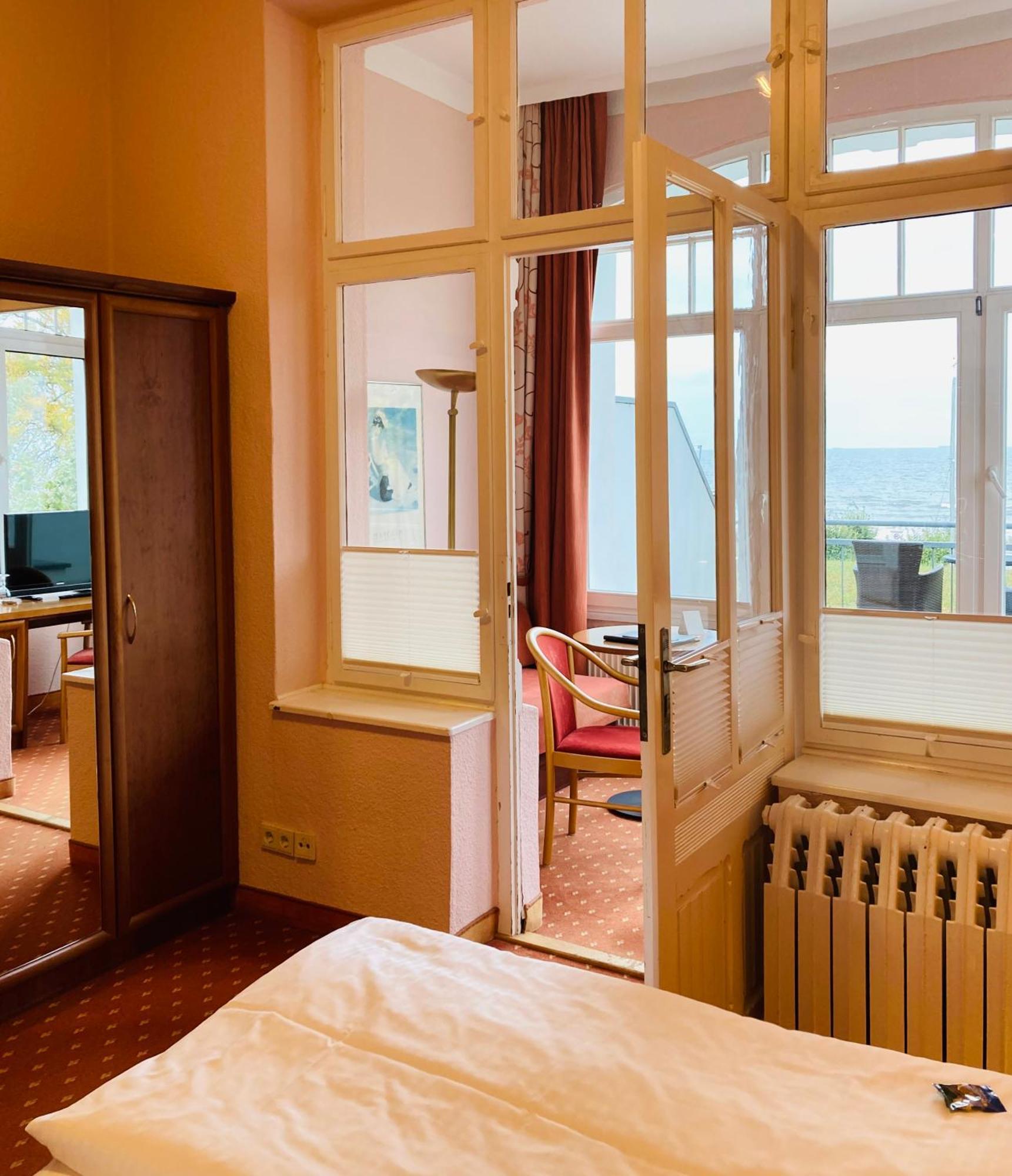 Hotel Germania Heringsdorf  Exterior photo